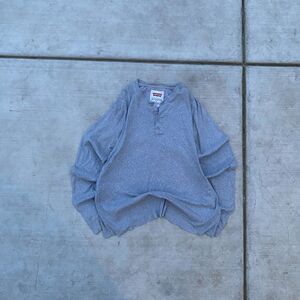 Levi’s 2010 Grey Long Sleeve Henley Men’s Large Minimalist Casual Top